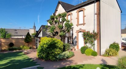 House 6 rooms of 137 m² in Le May-sur-Èvre (49122)