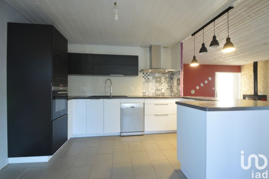 House 4 rooms of 122 m² in Richardménil (54630)