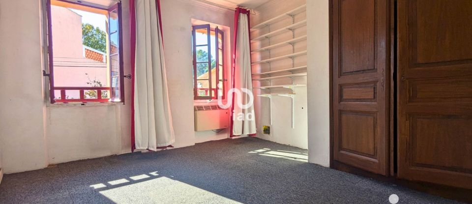 Town house 4 rooms of 85 m² in Six-Fours-les-Plages (83140)