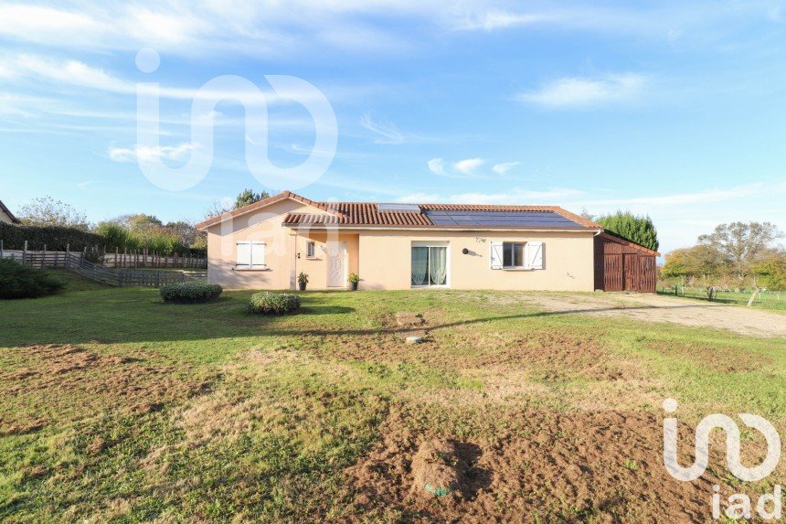 Pavillon 6 pièces de 134 m² à Vicq-sur-Breuilh (87260)