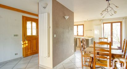 Maison traditionnelle 6 pièces de 135 m² à Champs-sur-Marne (77420)