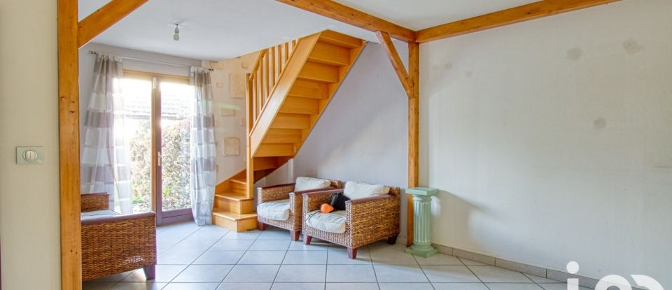 Traditional house 6 rooms of 135 m² in Champs-sur-Marne (77420)