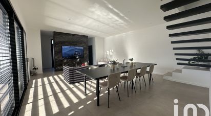 Maison d’architecte 7 pièces de 171 m² à - (49124)