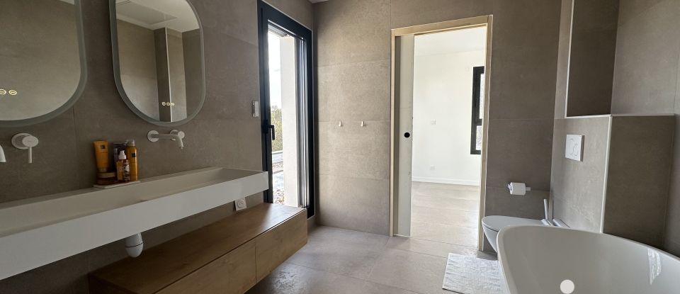 Maison d’architecte 7 pièces de 171 m² à - (49124)