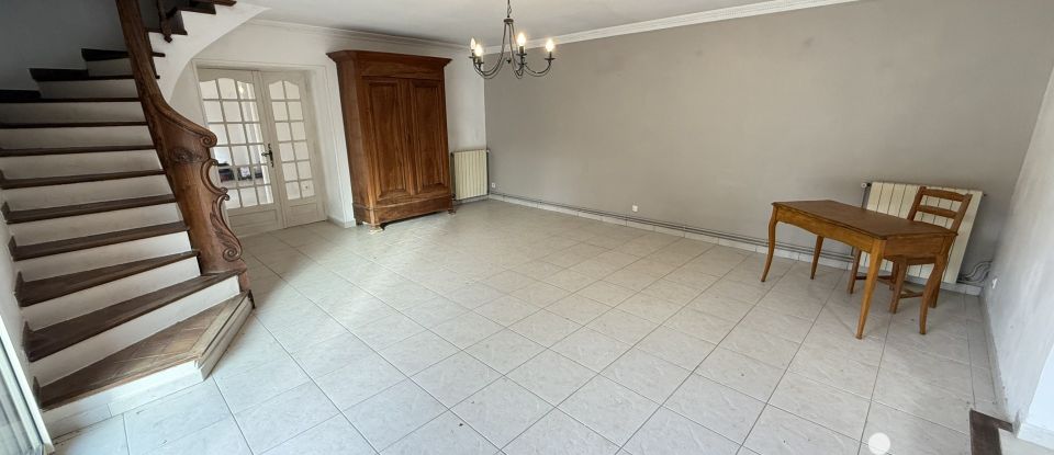 Mas 9 rooms of 160 m² in Cabannes (13440)