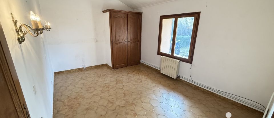 Mas 9 rooms of 160 m² in Cabannes (13440)