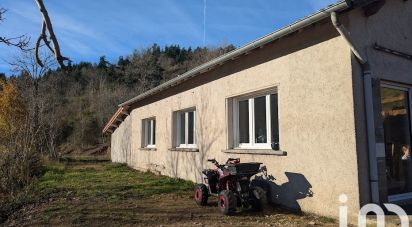 Ferme 1 pièce de 130 m² à Saint-Pierre-sur-Doux (07520)