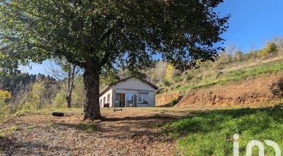 Ferme 1 pièce de 130 m² à Saint-Pierre-sur-Doux (07520)