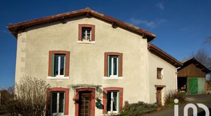 House 8 rooms of 167 m² in Vertolaye (63480)