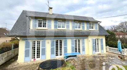 House 6 rooms of 146 m² in Maisons-Laffitte (78600)