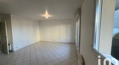 Appartement 3 pièces de 55 m² à Mantes-la-Ville (78711)