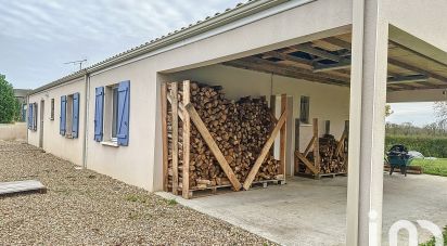 Maison 5 pièces de 115 m² à Bernay-Saint-Martin (17330)