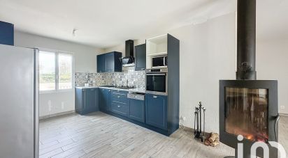 Maison 5 pièces de 115 m² à Bernay-Saint-Martin (17330)