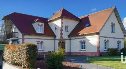 Pavilion 6 rooms of 248 m² in Saint-Germer-de-Fly (60850)