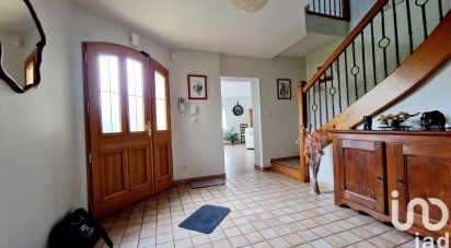 Pavilion 6 rooms of 248 m² in Saint-Germer-de-Fly (60850)