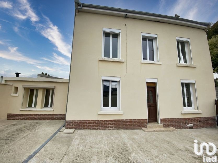 House 4 rooms of 94 m² in Ailly-sur-Noye (80250)