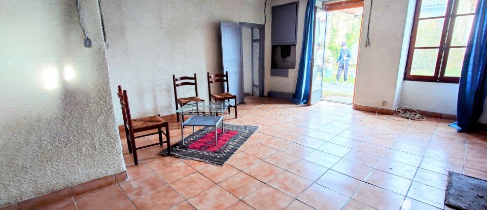 Country house 3 rooms of 69 m² in Mouterre-sur-Blourde (86430)