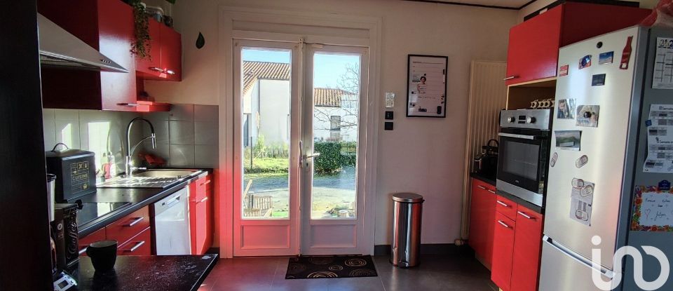 House 5 rooms of 98 m² in Saint-André-Goule-d'Oie (85250)