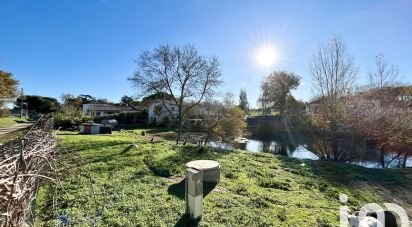 Land of 1,407 m² in Montaigut-sur-Save (31530)