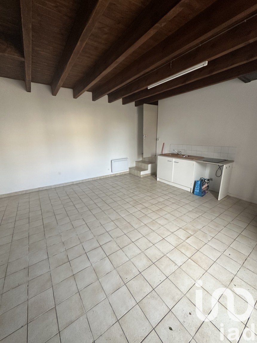 Maison de ville 4 pièces de 66 m² à Sainte-Cécile (85110)