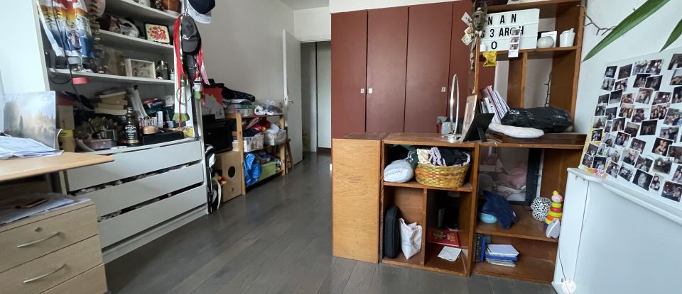 Appartement 2 pièces de 54 m² à Paris (75010)