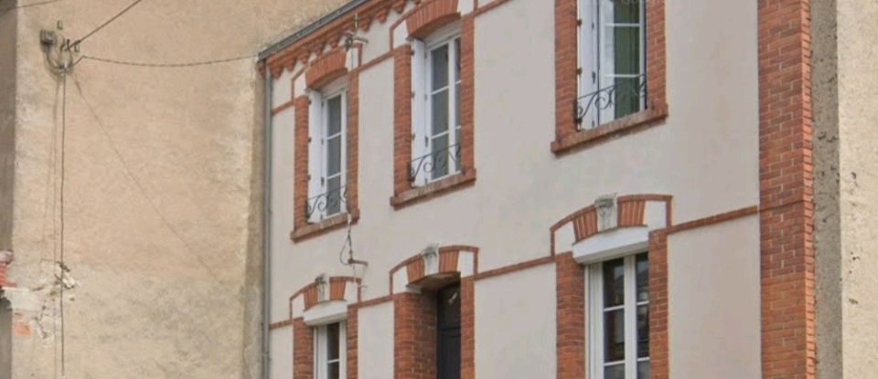 Town house 4 rooms of 102 m² in Beaupréau-en-Mauges (49600)