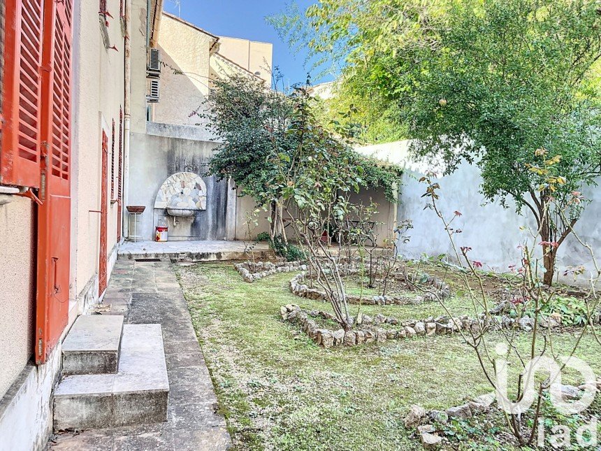 Maison de ville 10 pièces de 219 m² à Toulon (83000)