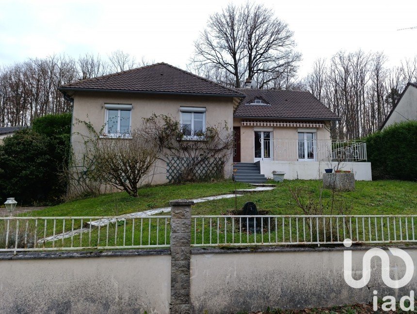 Maison traditionnelle 4 pièces de 94 m² à Valençay (36600)