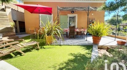 House 5 rooms of 90 m² in Six-Fours-les-Plages (83140)