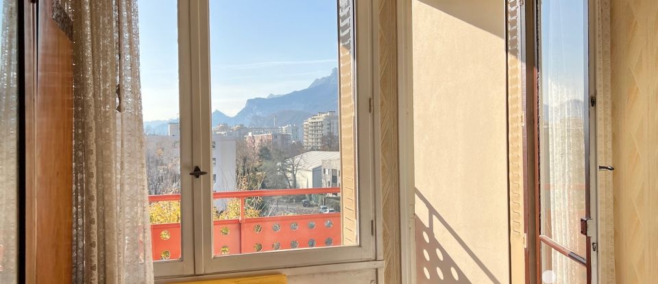 Appartement 5 pièces de 93 m² à Grenoble (38100)