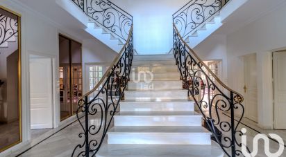 Mansion 8 rooms of 315 m² in Lamorlaye (60260)