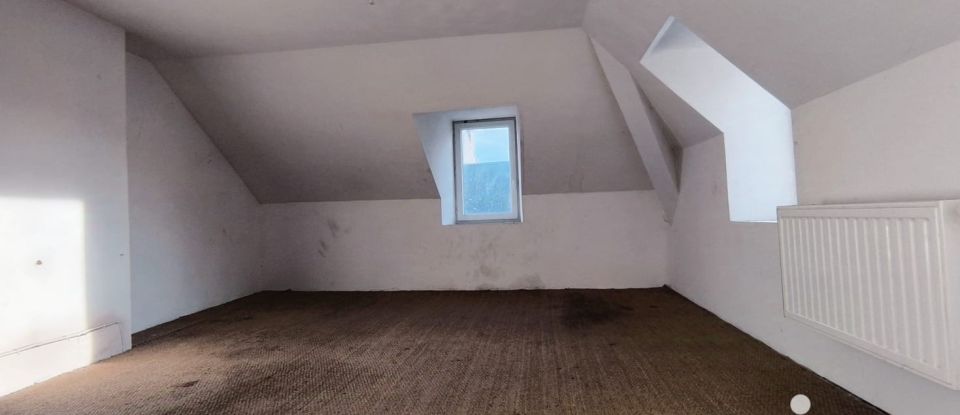 Immeuble de 169 m² à Châtillon-en-Bazois (58110)