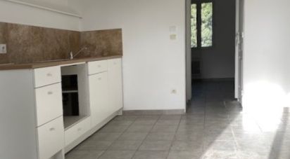 Immeuble de 85 m² à Avignon (84000)