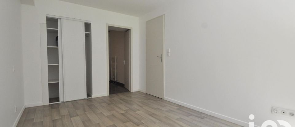 Appartement 2 pièces de 59 m² à Saint-Arnoult-en-Yvelines (78730)