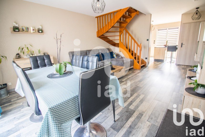 Maison 5 pièces de 93 m² à Coësmes (35134)