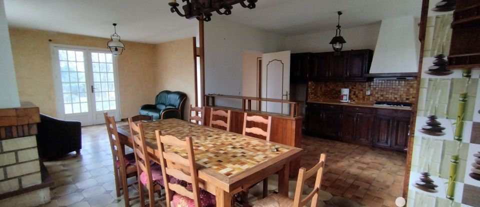 Traditional house 5 rooms of 104 m² in Mignaloux-Beauvoir (86550)