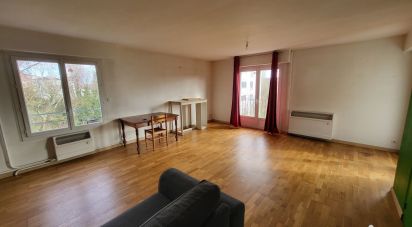 Appartement 4 pièces de 75 m² à La Roche-sur-Yon (85000)