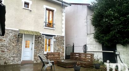 Traditional house 4 rooms of 91 m² in Sainte-Geneviève-des-Bois (91700)