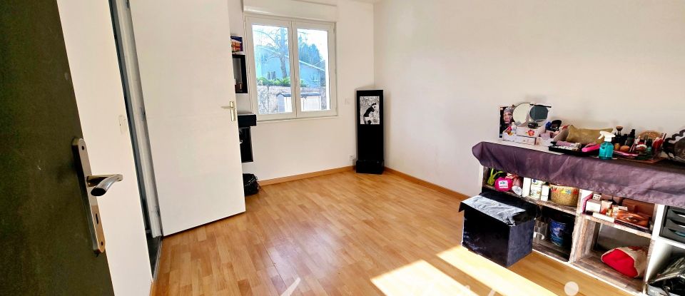 Maison 6 pièces de 210 m² à Saint-Didier-de-la-Tour (38110)