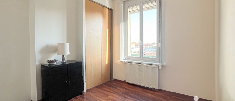 Town house 4 rooms of 82 m² in Valenciennes (59300)