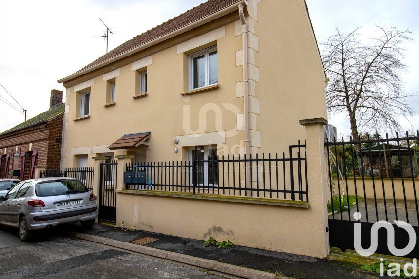 Maison 5 pièces de 98 m² à Crèvecœur-le-Grand (60360)