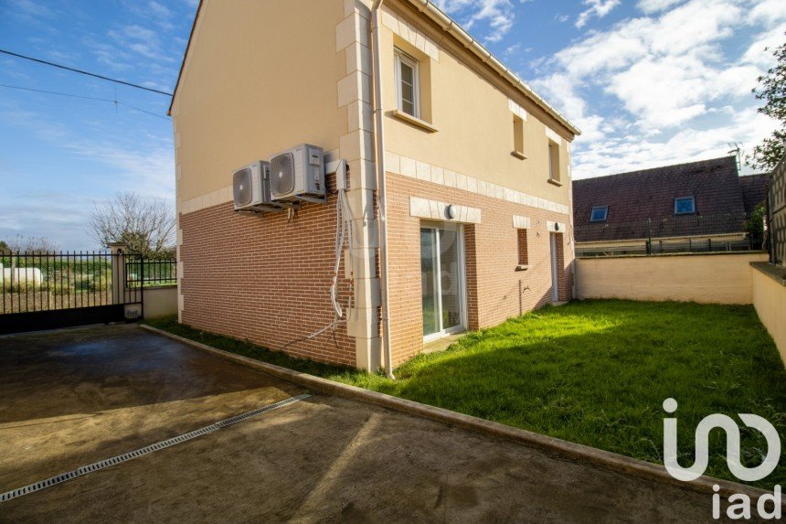 Maison 5 pièces de 108 m² à Crèvecœur-le-Grand (60360)