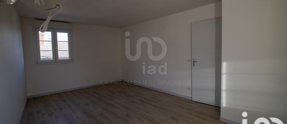 Maison 5 pièces de 104 m² à Crèvecœur-le-Grand (60360)