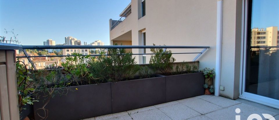 Appartement 3 pièces de 62 m² à Marseille (13013)