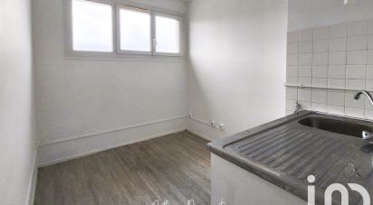 Studio 1 pièce de 28 m² à Les Mureaux (78130)