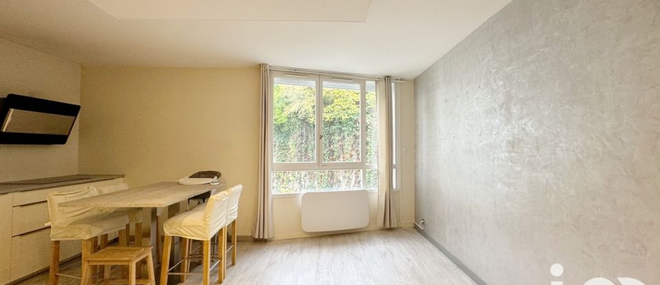 Appartement 3 pièces de 71 m² à Sèvres (92310)