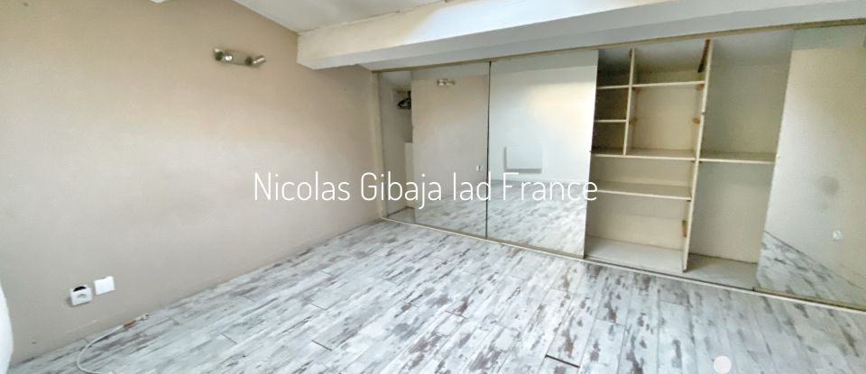 Duplex 3 rooms of 54 m² in Toulon (83200)