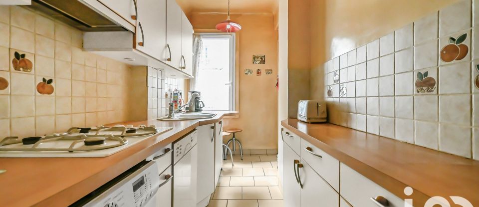 Appartement 3 pièces de 87 m² à Paris (75018)