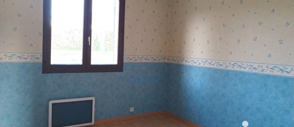 Pavilion 4 rooms of 100 m² in Esquennoy (60120)