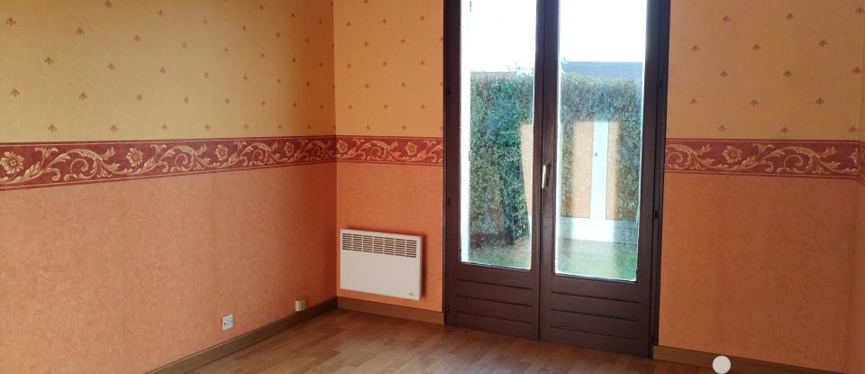 Pavilion 4 rooms of 100 m² in Esquennoy (60120)